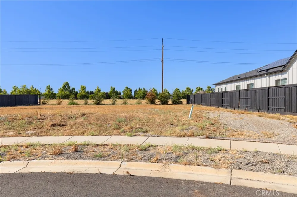 11 Harkness Court Chico, CA 95973