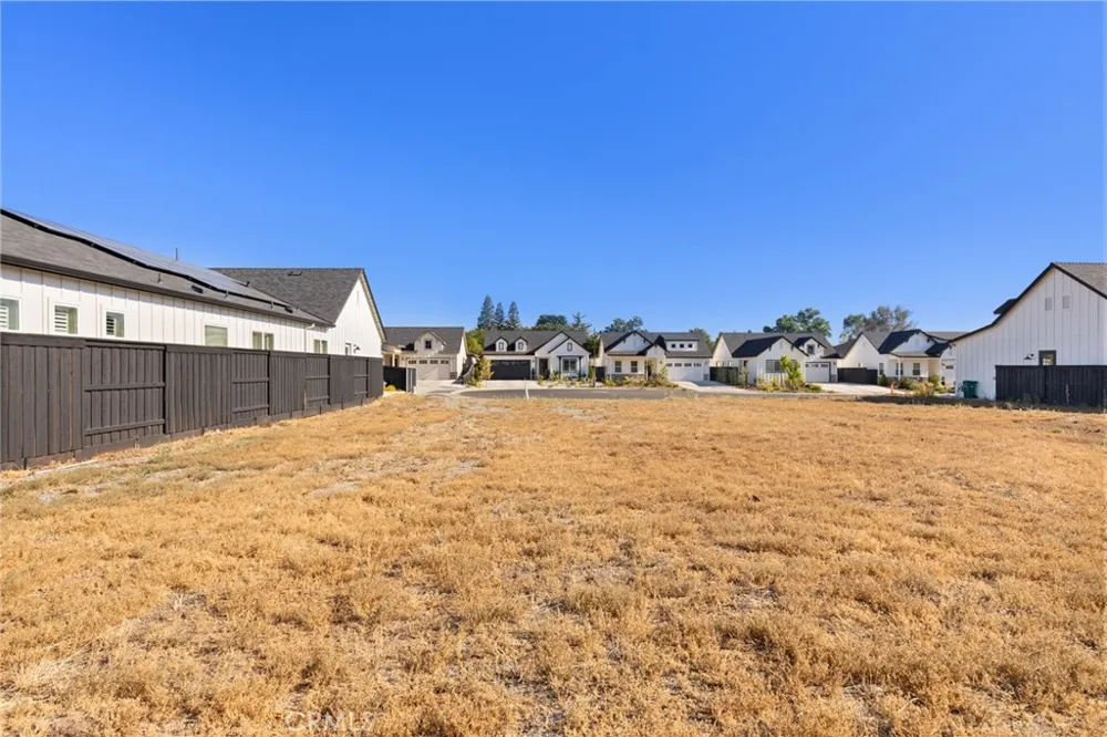 11 Harkness Court Chico, CA 95973