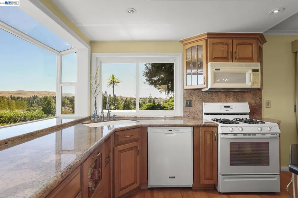 86 Jamaica Dr San Ramon, CA 94582