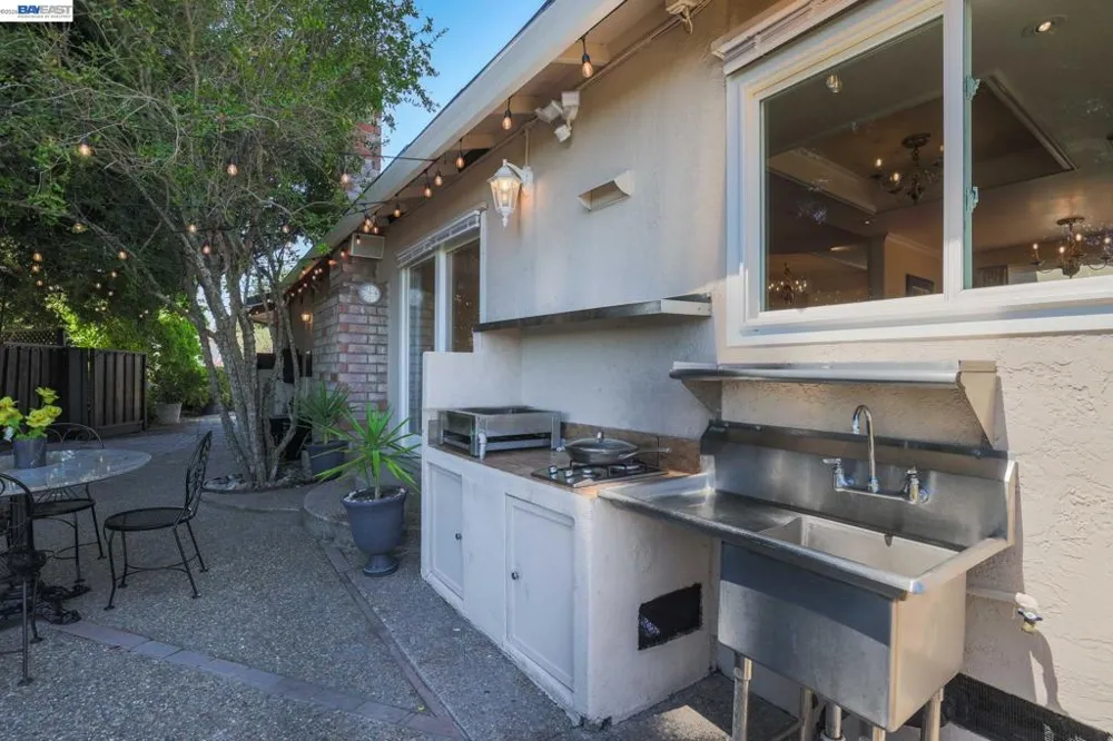 86 Jamaica Dr San Ramon, CA 94582