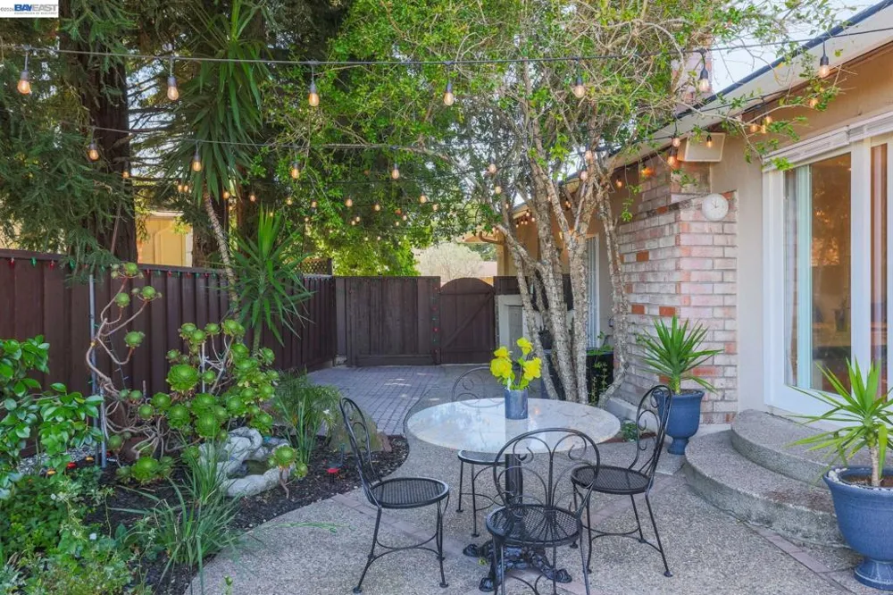 86 Jamaica Dr San Ramon, CA 94582