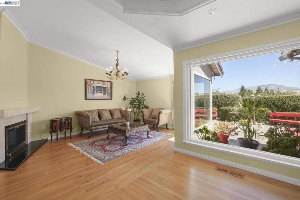 86 Jamaica Dr San Ramon, CA 94582