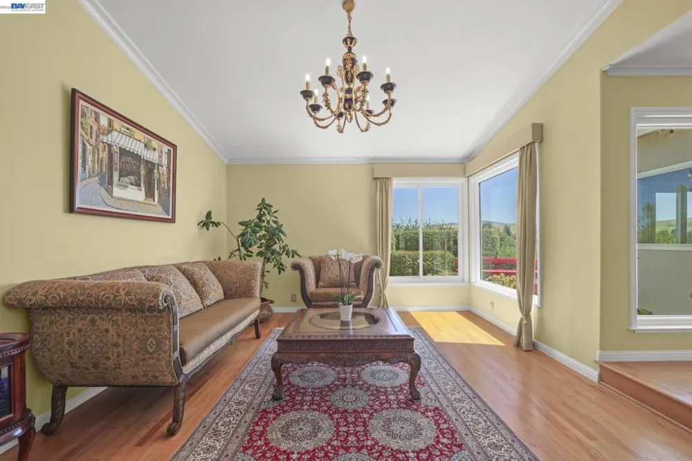 86 Jamaica Dr San Ramon, CA 94582