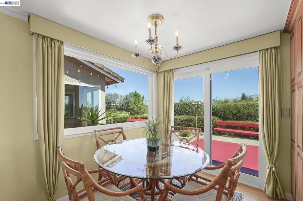 86 Jamaica Dr San Ramon, CA 94582