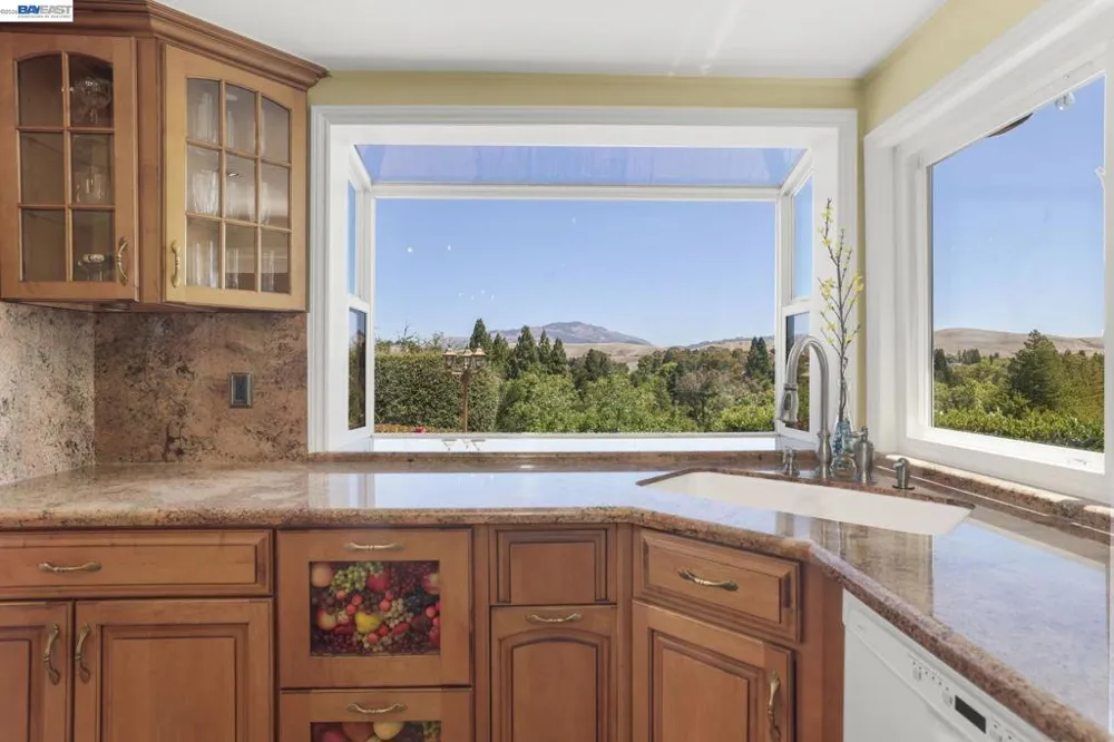 86 Jamaica Dr San Ramon, CA 94582