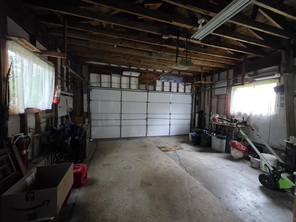 2091 Lakeside Drive Hill Township, MI 48739