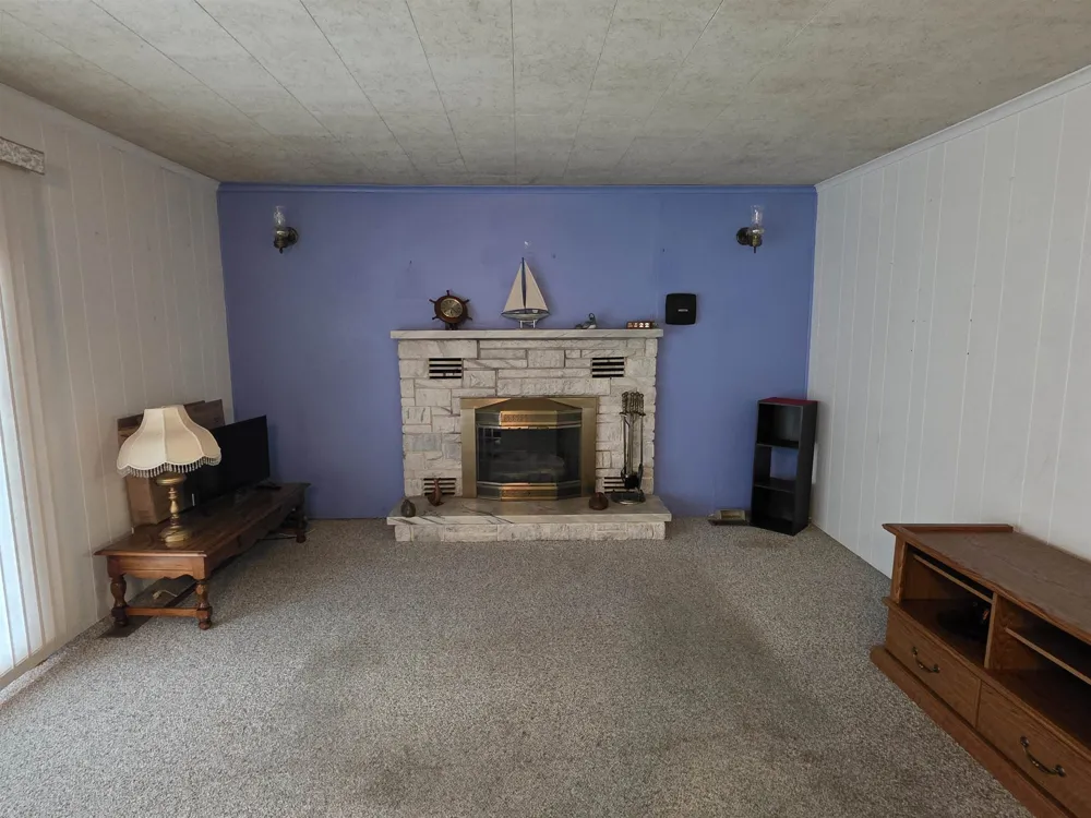 2091 Lakeside Drive Hill Township, MI 48739