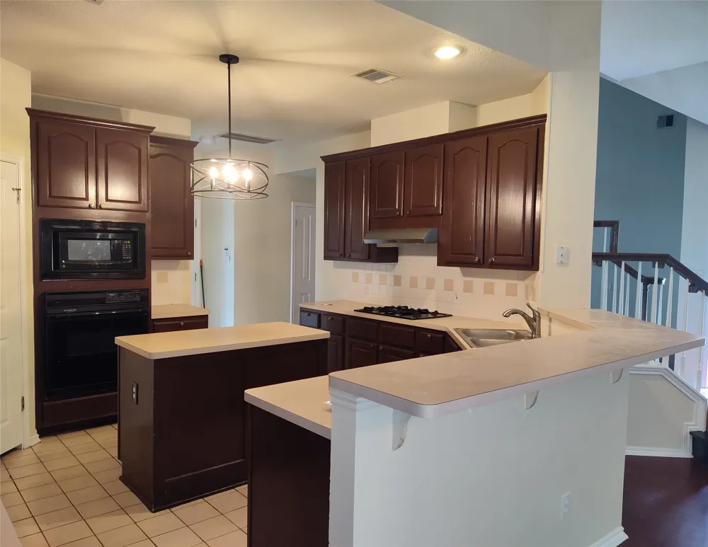 13312 Chasewood Cove Austin, TX 78727