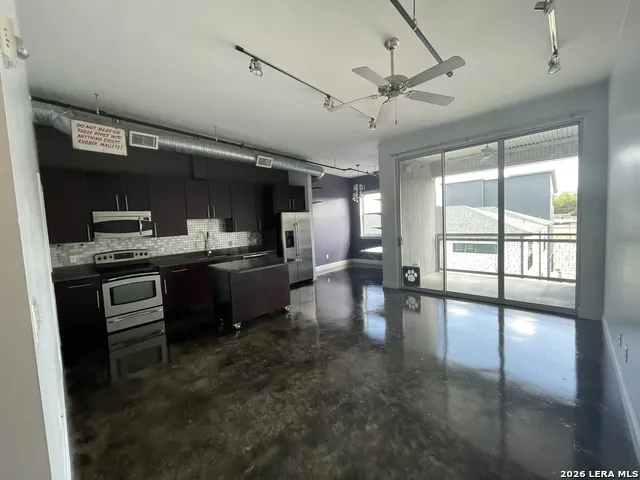 831 S Flores Street #3210 San Antonio, TX 78204