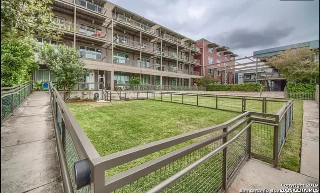 831 S Flores Street #3210 San Antonio, TX 78204