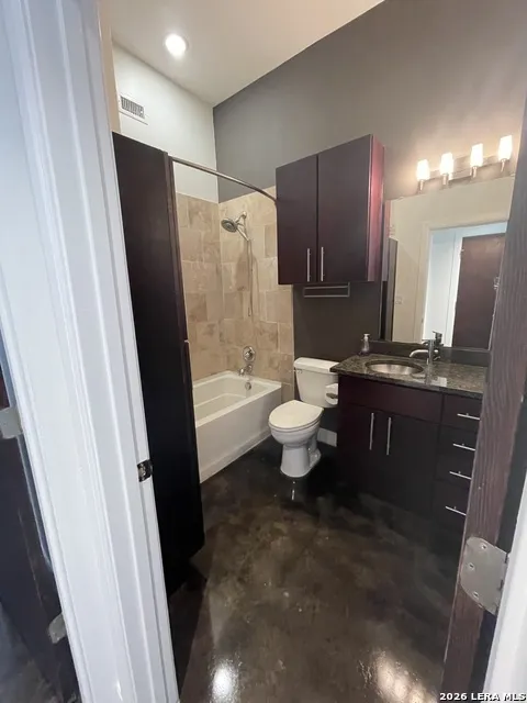 831 S Flores Street #3210 San Antonio, TX 78204