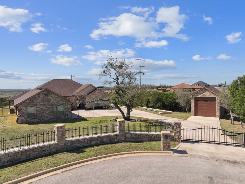 225 Plum Circle Killeen, TX 76549