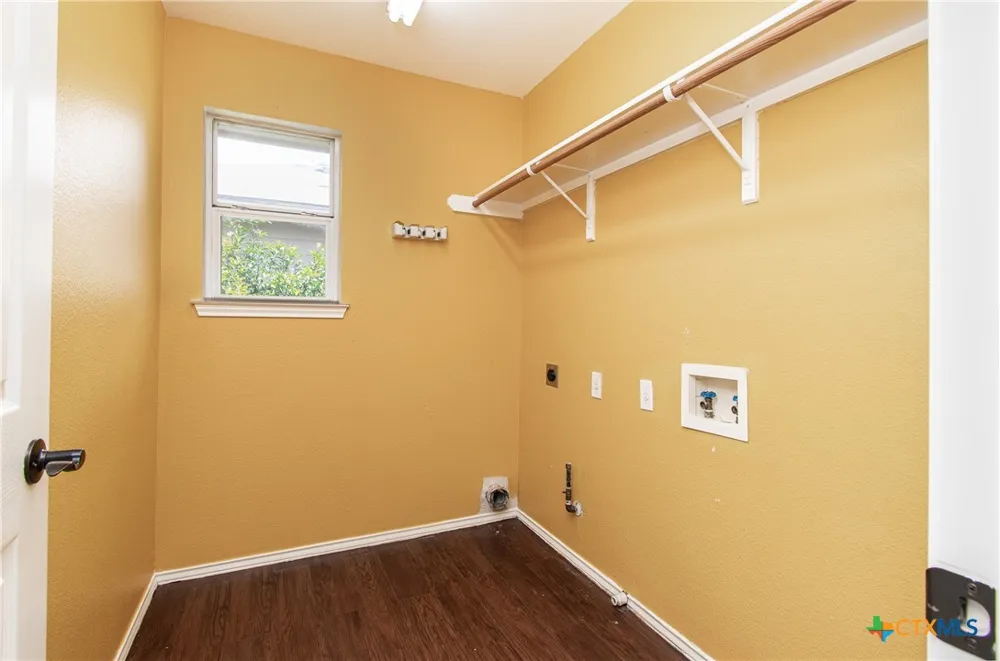 1705 Ascot Lane Cedar Park, TX 78613