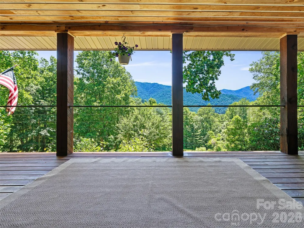 349 Spring Creek Road Bakersville, NC 28705