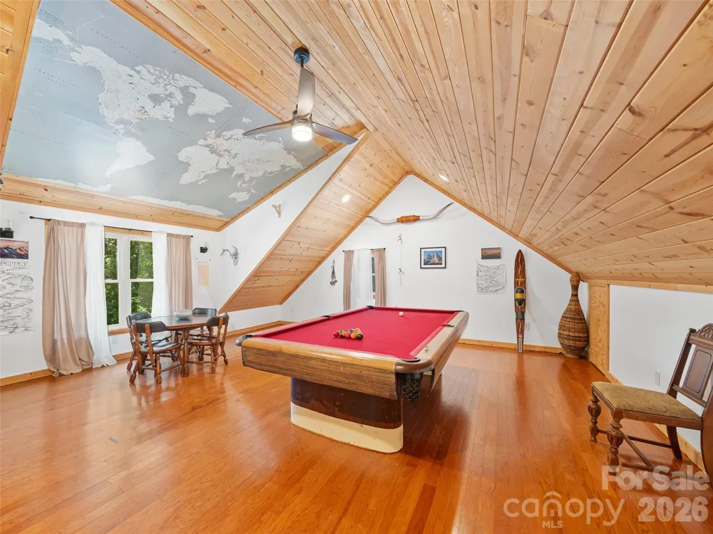 349 Spring Creek Road Bakersville, NC 28705