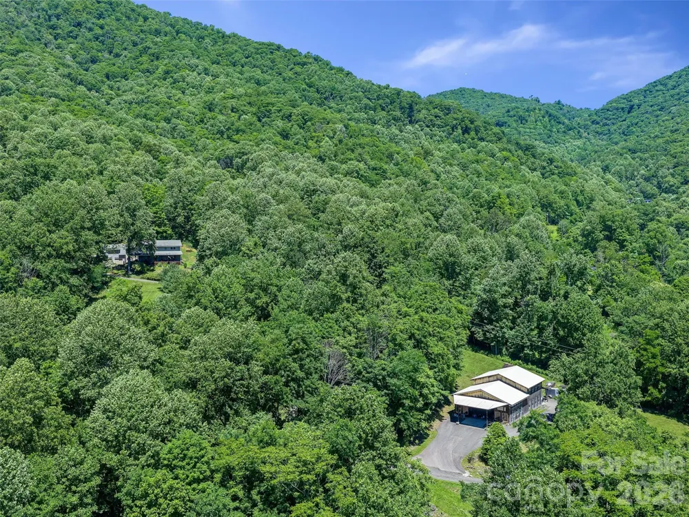 349 Spring Creek Road Bakersville, NC 28705