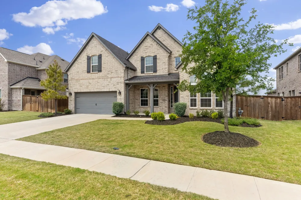 1090 Rosecrush Drive Haslet, TX 76052