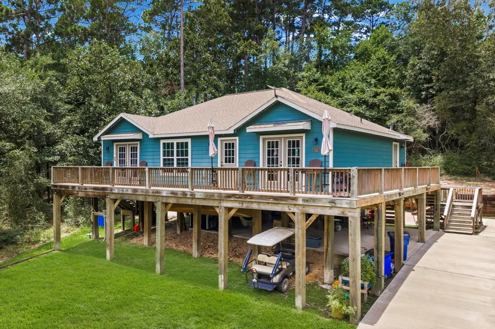 241 Whisperwood Drive Onalaska, TX 77360