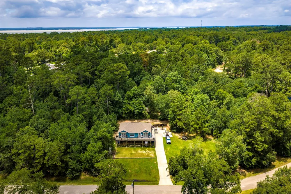 241 Whisperwood Drive Onalaska, TX 77360
