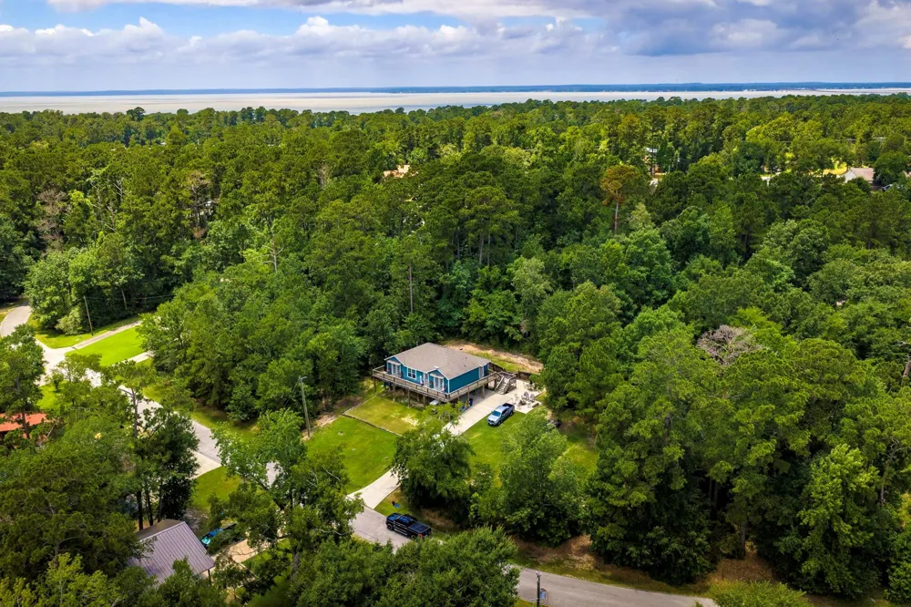 241 Whisperwood Drive Onalaska, TX 77360
