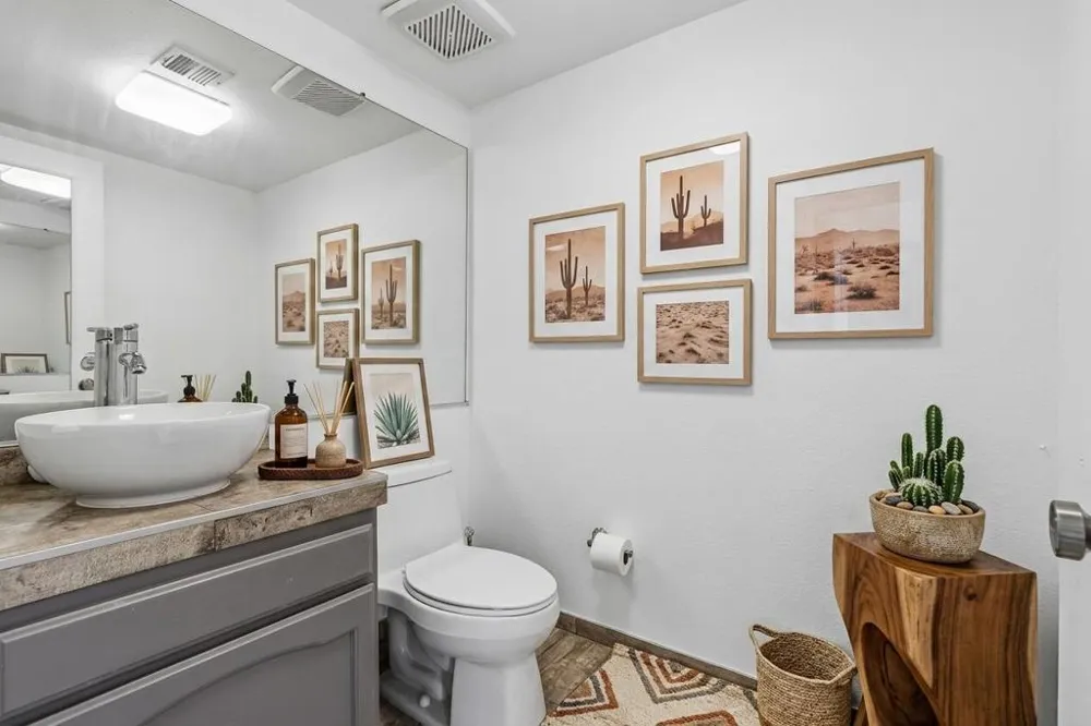 1683 Tam O Shanter Plaza Palm Springs, CA 92264