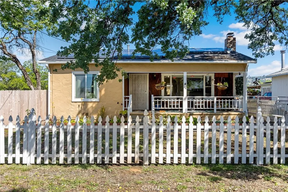 24 Grand Avenue Oroville, CA 95965