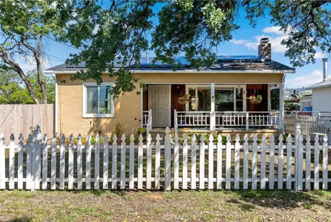 24 Grand Avenue
