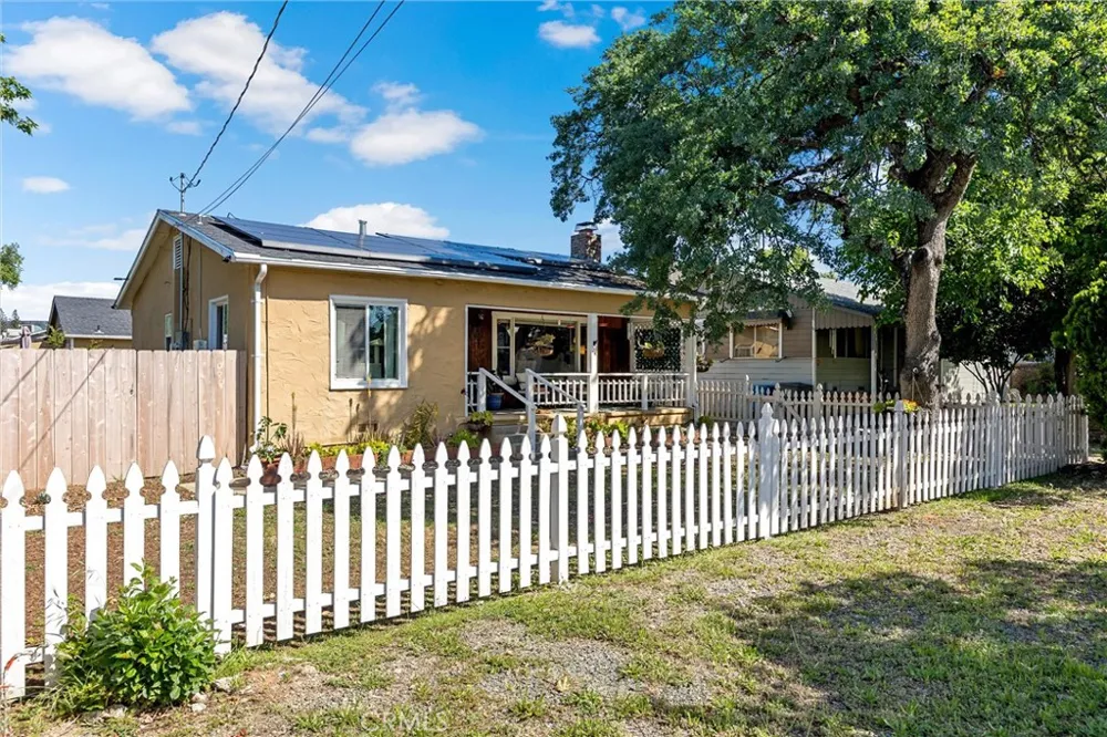24 Grand Avenue Oroville, CA 95965