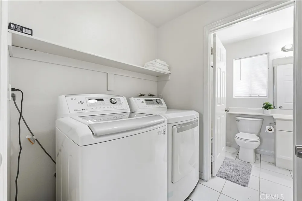 1097 S Marguerita #C Alhambra, CA 91803