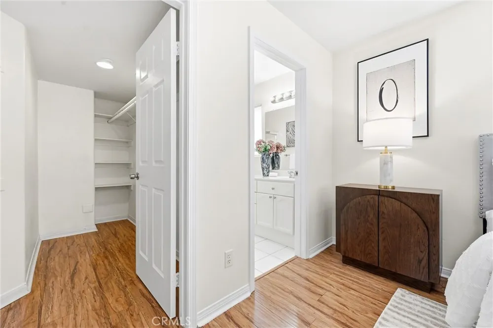 1097 S Marguerita #C Alhambra, CA 91803