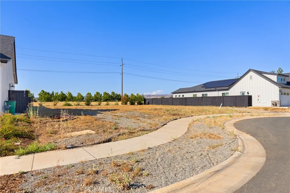 10 Harkness Court Chico, CA 95973