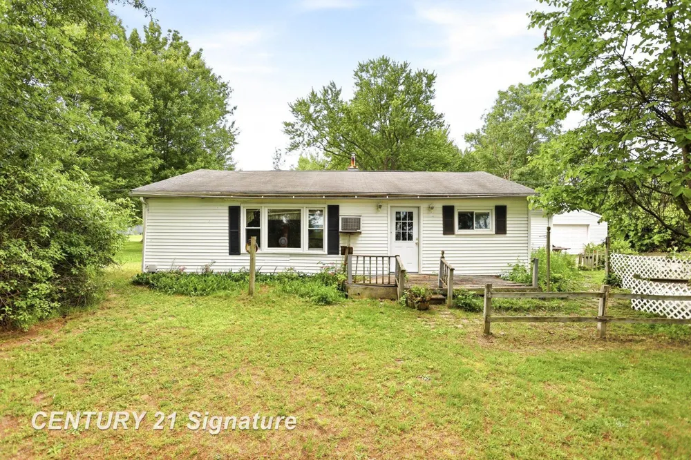 12097 Swan Creek Road Swan Creek Township, MI 48609