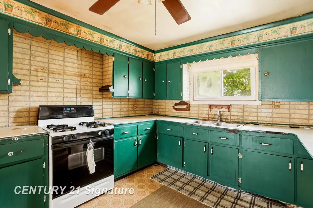 12097 Swan Creek Road Swan Creek Township, MI 48609