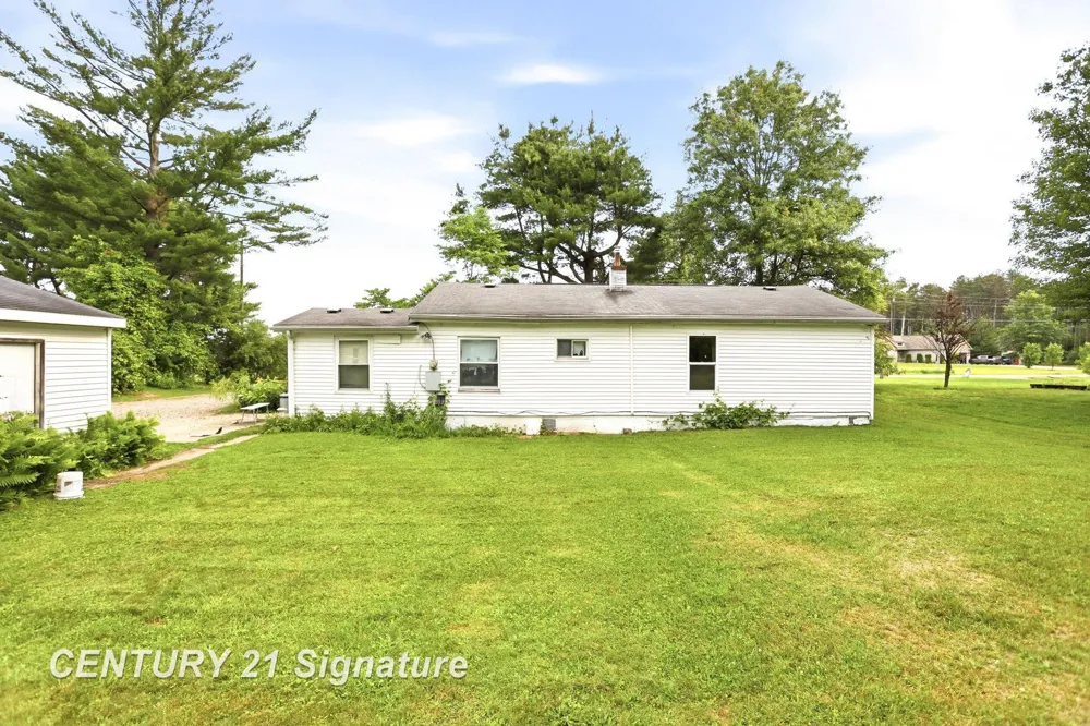 12097 Swan Creek Road Swan Creek Township, MI 48609