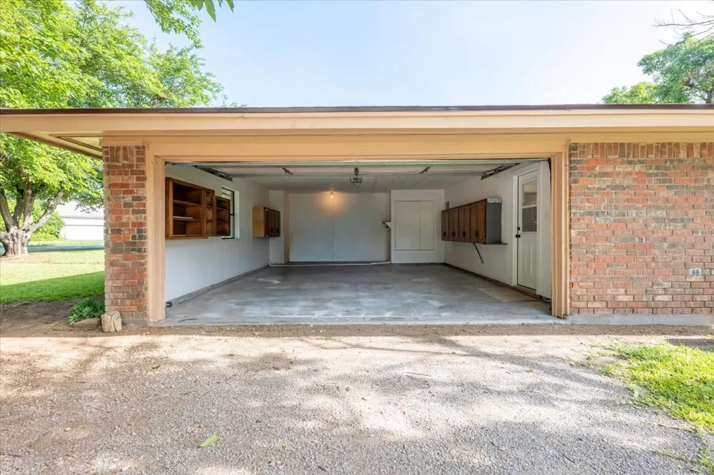 131 S Crescent Street Gorman, TX 76454