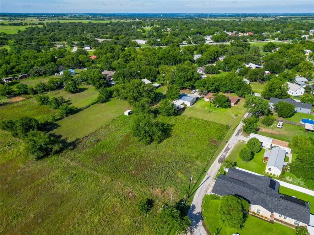 131 S Crescent Street Gorman, TX 76454