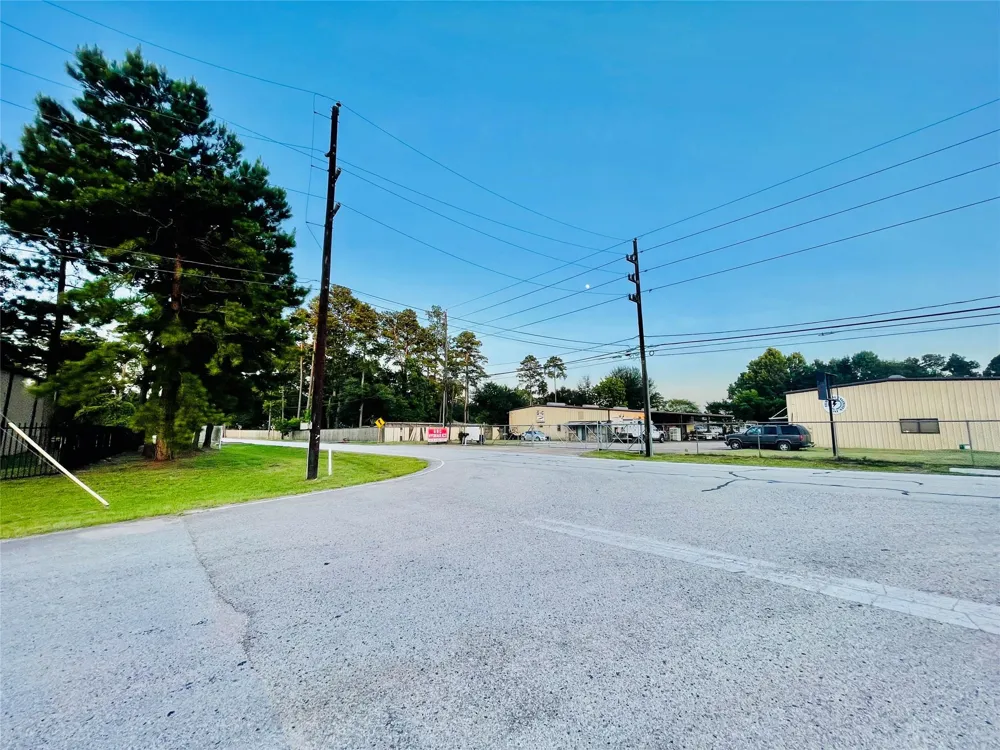 Park Place Drive Tomball, TX 77377
