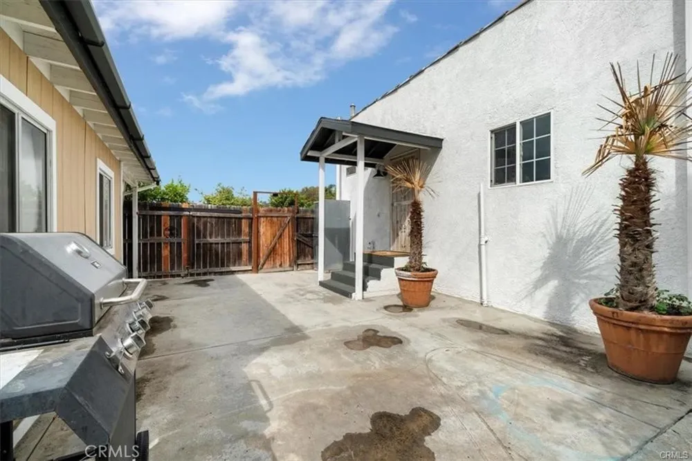12844 Waltham Baldwin Park, CA 91706