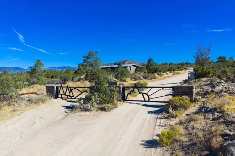 70041 Linda Vista Road