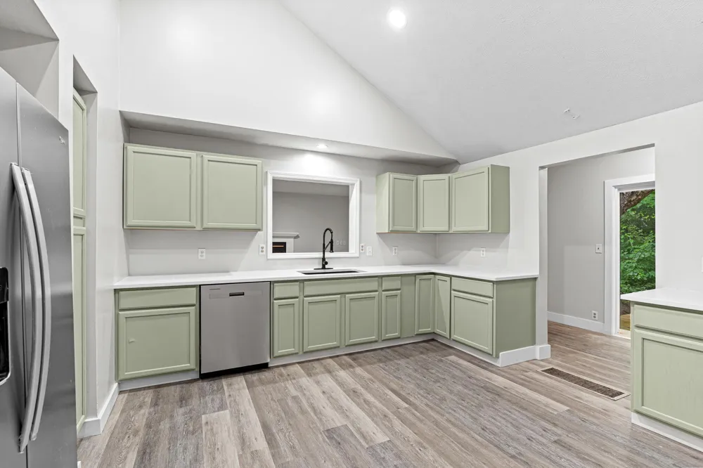 1632 W Lakewood Boulevard Park Township, MI 49424