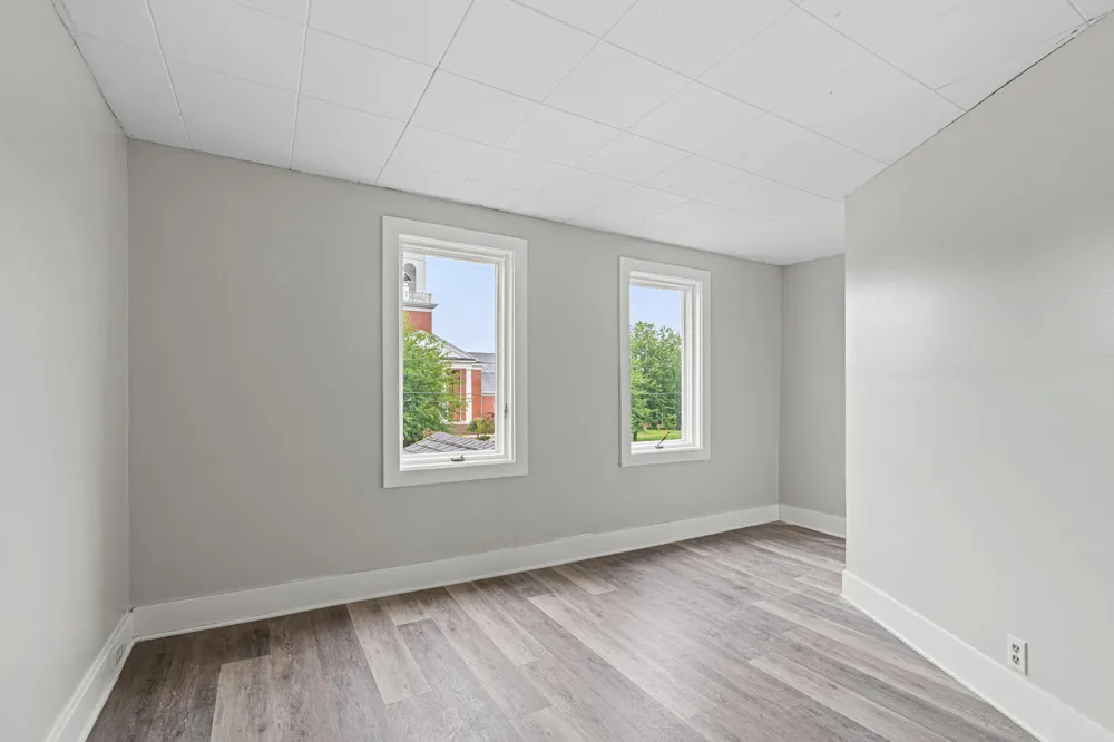 1632 W Lakewood Boulevard Park Township, MI 49424