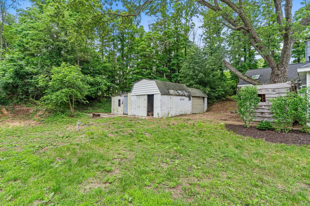 1632 W Lakewood Boulevard Park Township, MI 49424