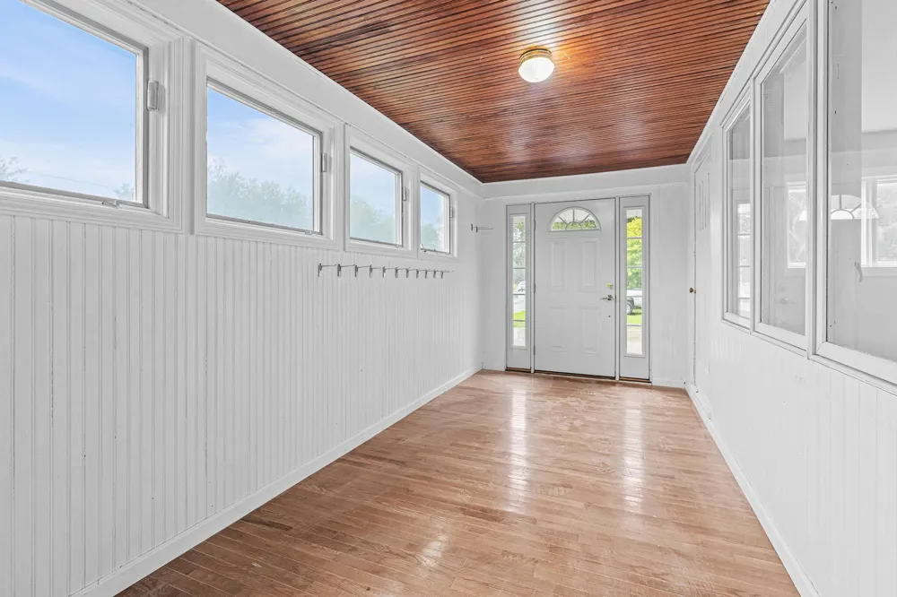 1632 W Lakewood Boulevard Park Township, MI 49424