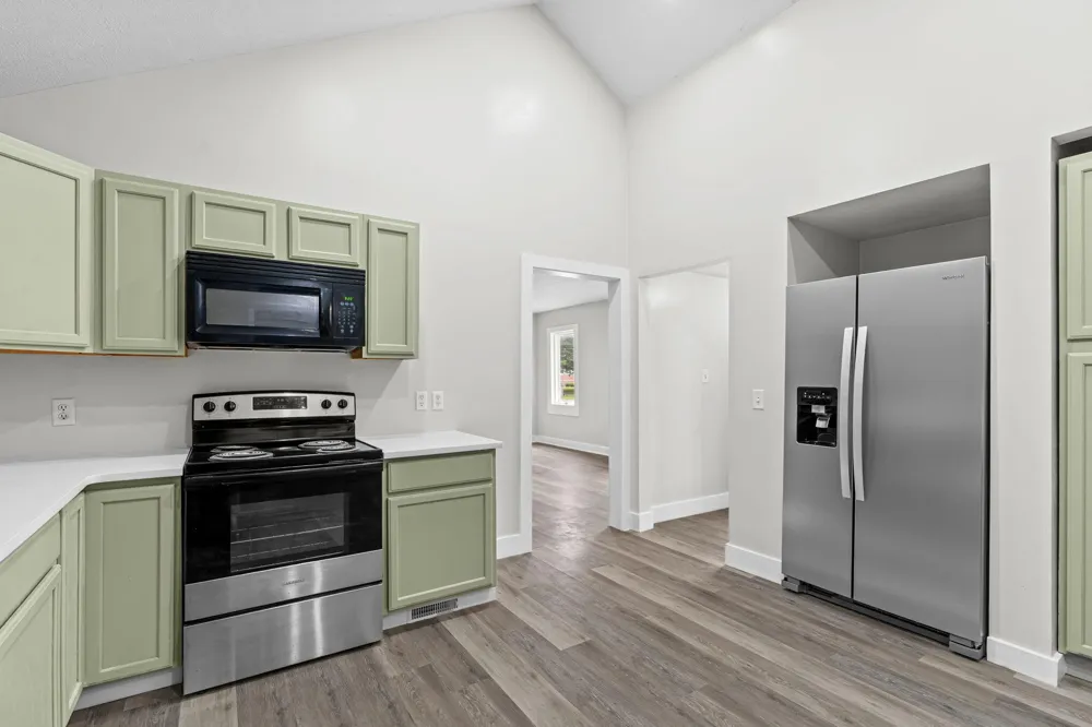 1632 W Lakewood Boulevard Park Township, MI 49424