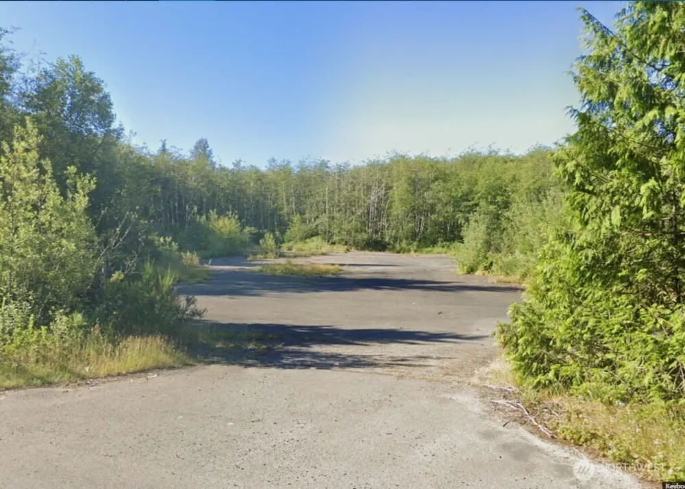 7507 Us Highway 101 Amanda Park, WA 98526