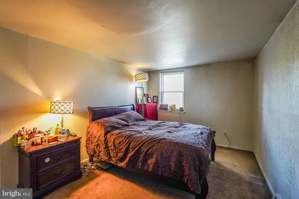 1728 BORBECK AVENUE Philadelphia, PA 19111