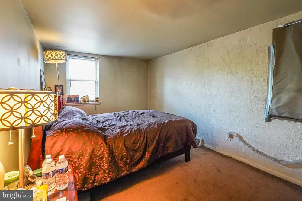 1728 BORBECK AVENUE Philadelphia, PA 19111