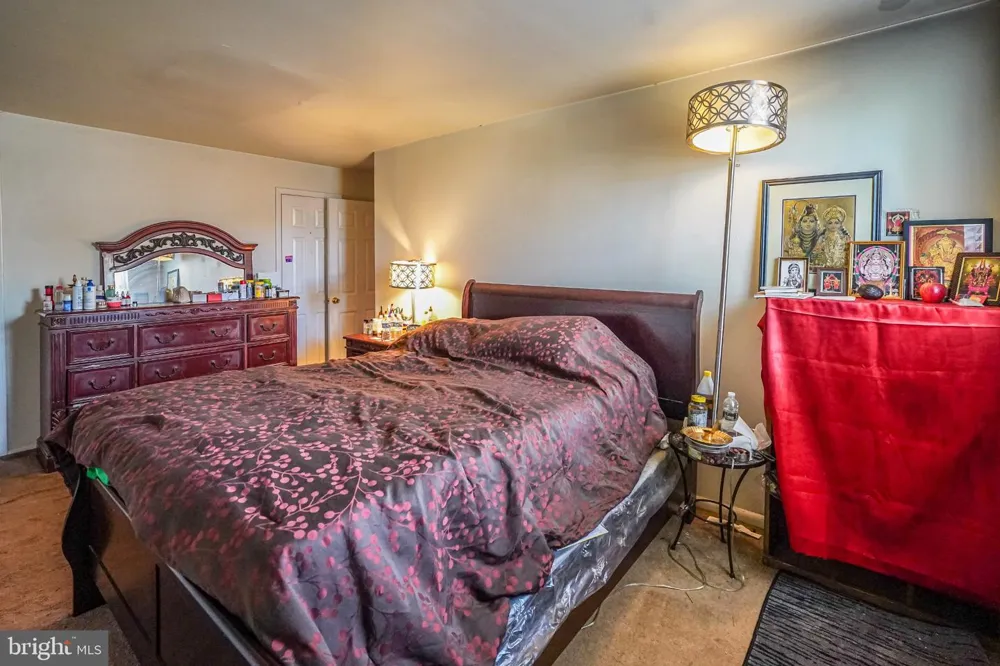 1728 BORBECK AVENUE Philadelphia, PA 19111