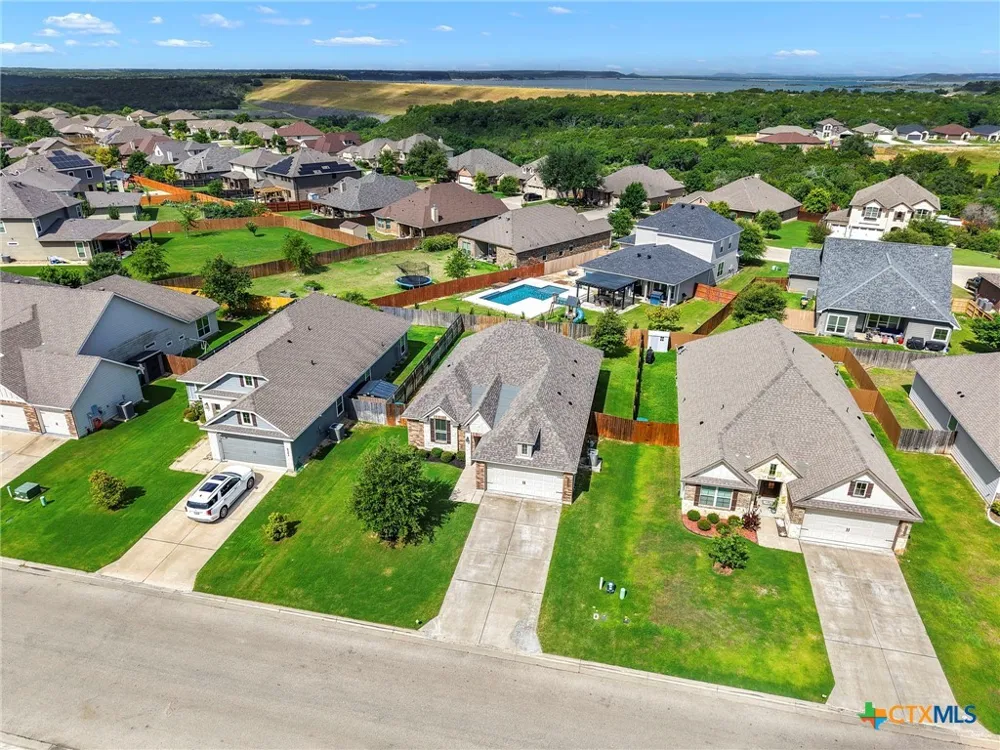 5338 Lancaster Drive Belton, TX 76513