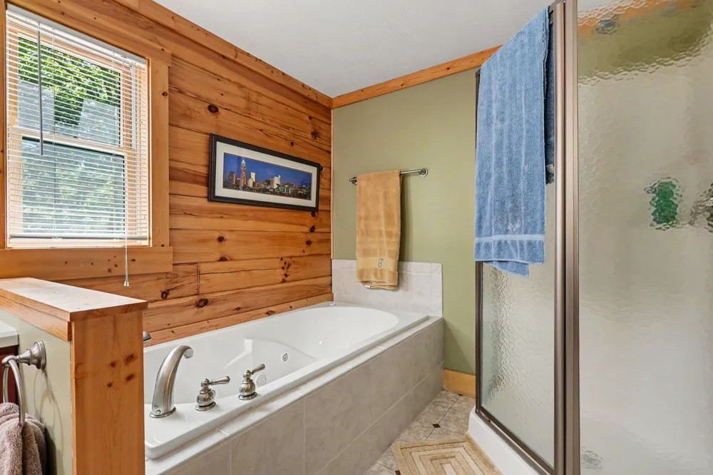 8584 W Woodridge Drive Mears, MI 49436